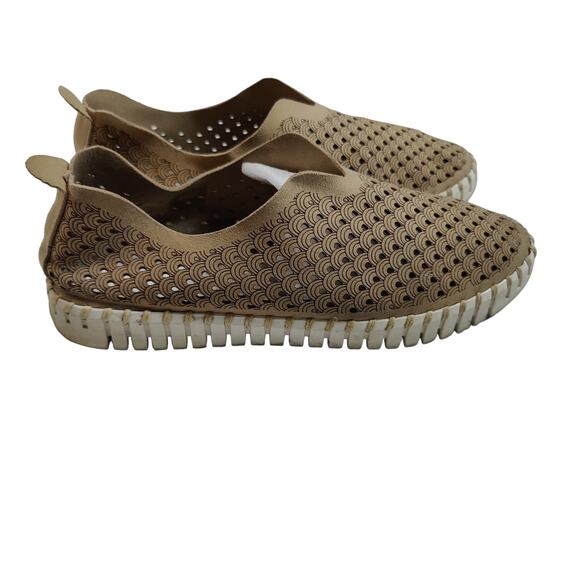 Ilse Jacobsen Womens Sz 38 US 7.5-8 Tulip Slip On Flats Tan Perforated Shoes - Picture 8 of 8